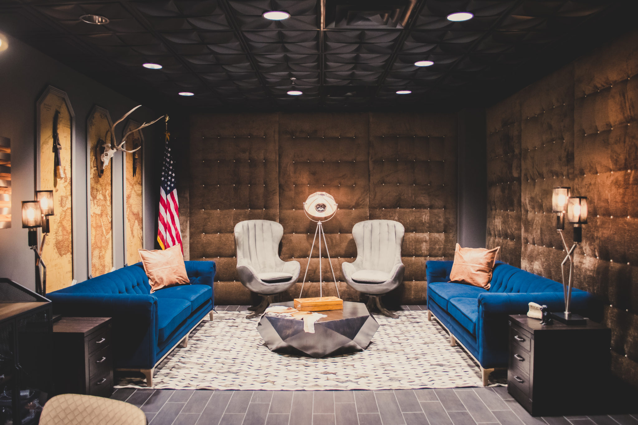 Hunters Den/Lounge Imagine, Dream and Believe…making your house, your